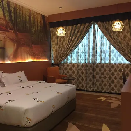 Hotel Holmes Gp Nusajaya  Exterior photo